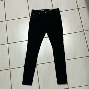 AG Farrah Skinny Jeans w 360 Contour 28 regular